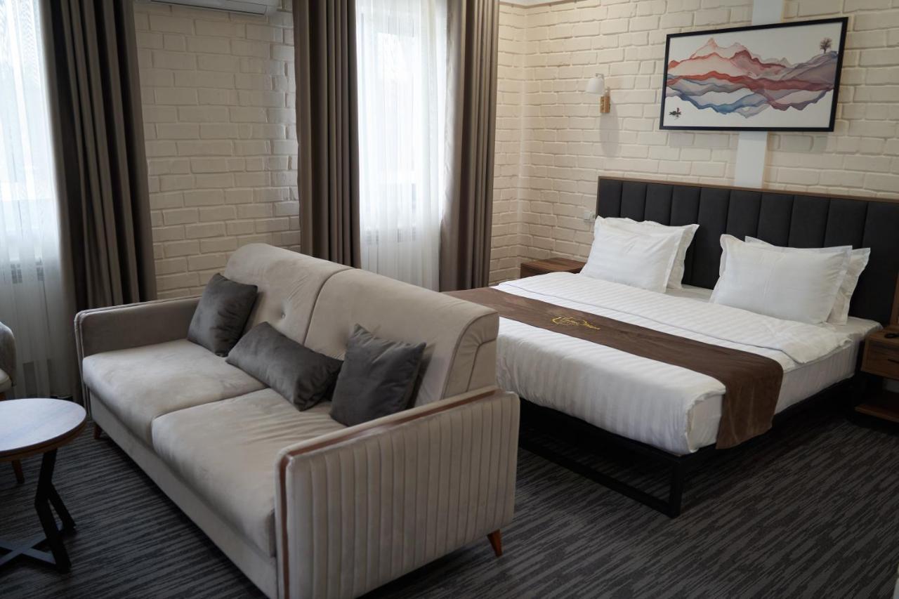 Vatan Plaza Hotel Tashkent Bagian luar foto